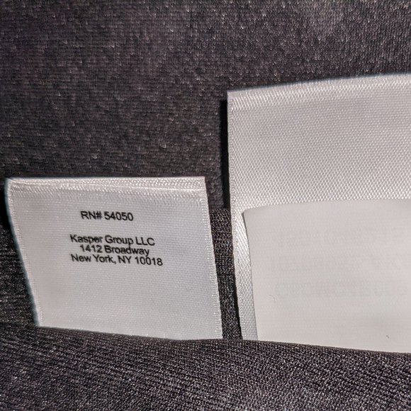 Size 10 Anne Klein stretchy long dress - black with pink and white flowers - Picture 4 of 10